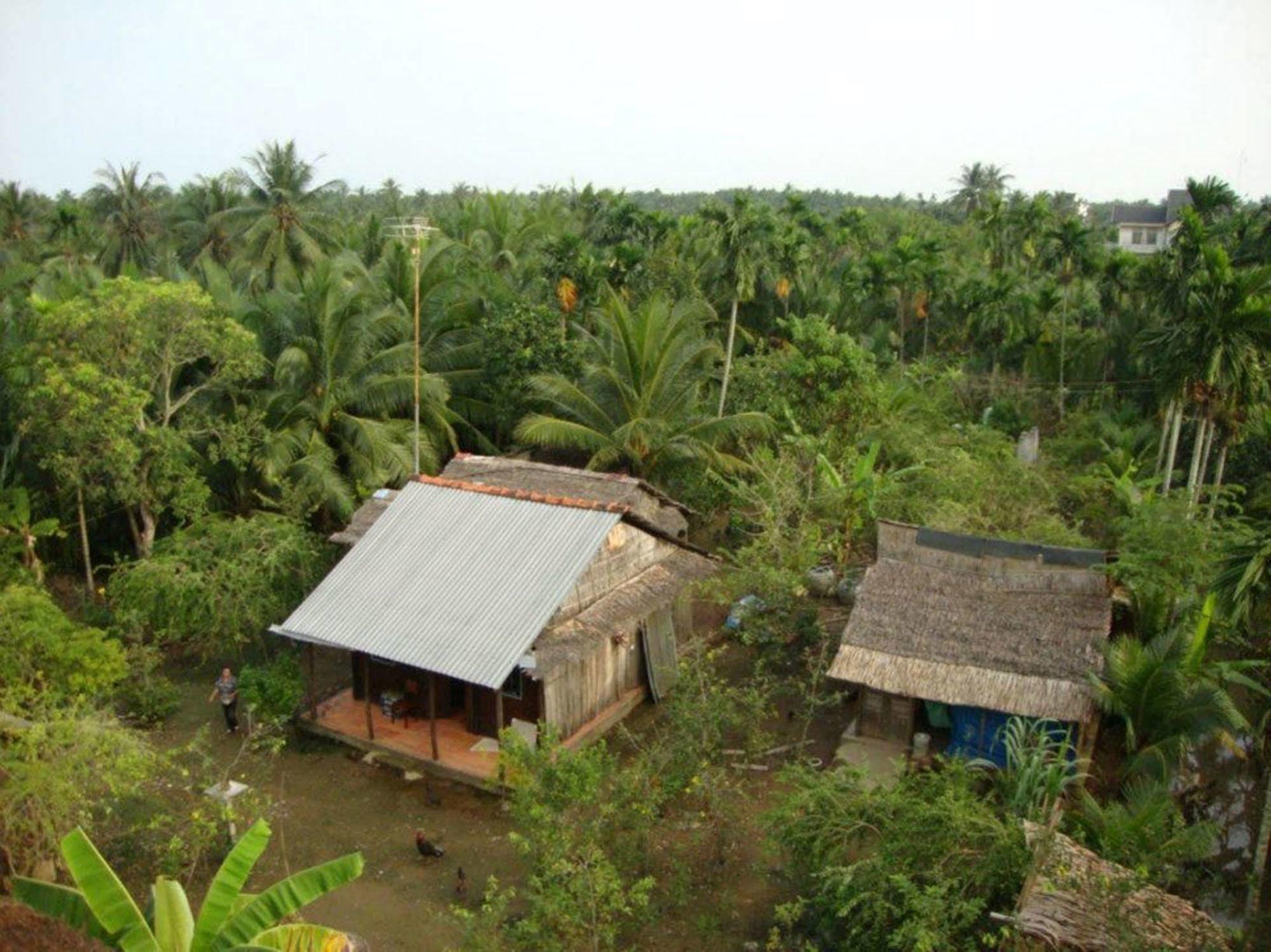 Oasis Hotel Ben Tre Eksteriør billede